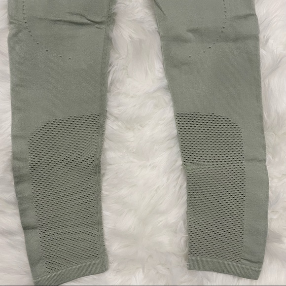 JoyLab High-Rise Seamless 7/8 Leggings_ Sage - Picture 6 of 6